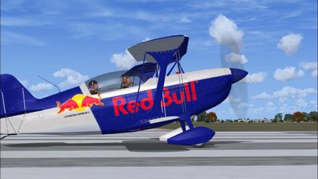 Screenshot 1 — Red Bull Christen Eagle