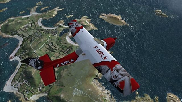 Screenshot 1 — Cessna Skylane C182 RG II Marilyn Monroe