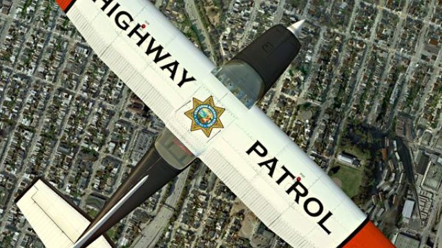 Screenshot 1 — Cessna Skylane C182 RG II - Highway Patrol