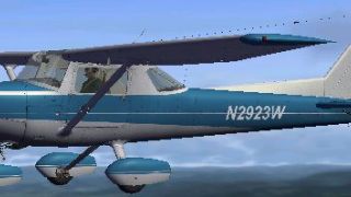 Screenshot 1 — Blue Cessna 152 N2923W