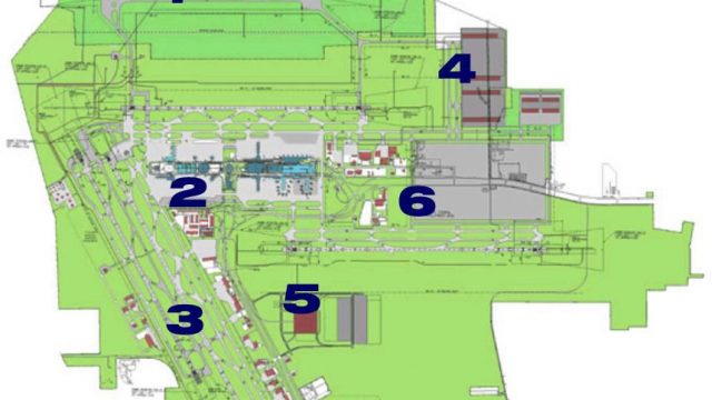 Screenshot 1 — KIAH Parking And Taxiways