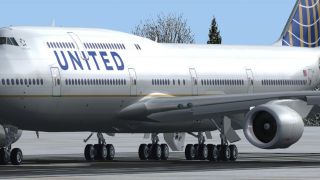 Screenshot 2 — United Airlines Boeing 747-8