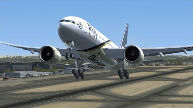 Screenshot 1 — Pakistan International Airlines Boeing 777-200