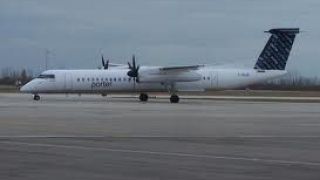 Screenshot 2 — Porter Airlines Dash 8 Q400
