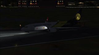 Screenshot 10 — Turkish Airlines Boeing 737-8F2 TC-JHU