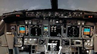 Screenshot 3 — PMDG Boeing 737-800 NGX Extras
