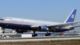 Screenshot 2 — United Airlines Boeing 767-300 Update 3