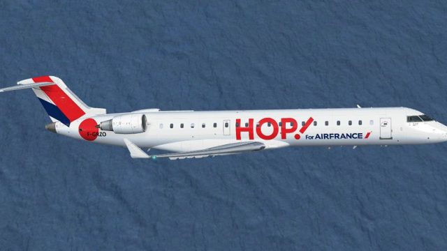 Screenshot 1 — HOP! For Air France Bombardier CRJ-702