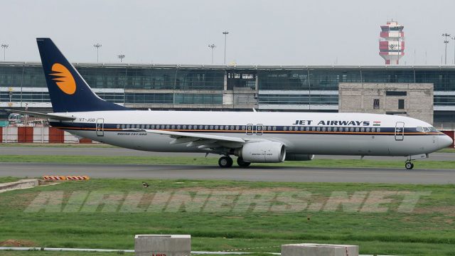 Screenshot 1 — Jet Airways Boeing 737-900 VT-JGD