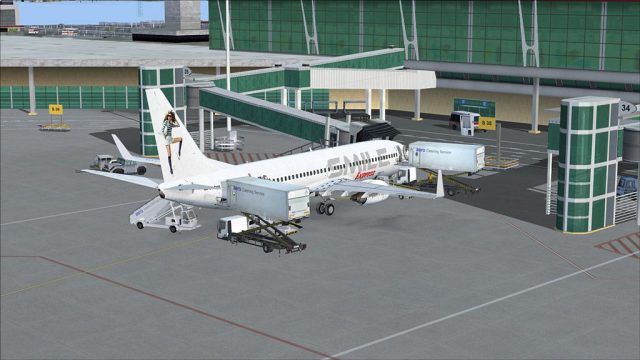 Screenshot 1 — Lusitaniair Boeing 737-800WL CS-TVU