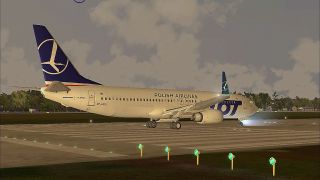 Screenshot 2 — LOT Polish Airlines Boeing 737-800 SP-LAG