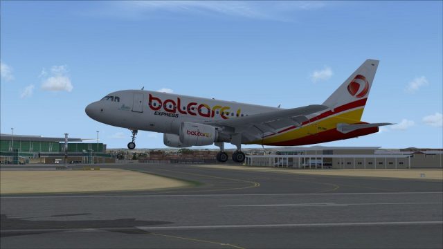 Screenshot 1 — Lusitaniair Airbus A318 EC-TSN