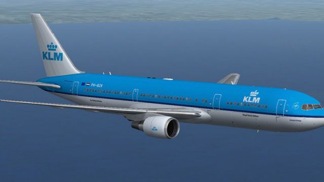 Screenshot 1 — KLM Boeing 767-306/ER