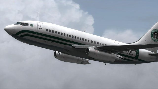 Screenshot 1 — Starbucks Airlines Retro Boeing 737-200