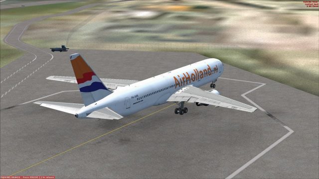 Screenshot 1 — Air Holland Boeing 767-300ER
