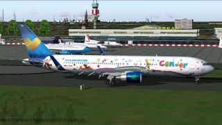 Screenshot 4 — Condor "Heart of Children" Boeing 767-300, Heart Tail