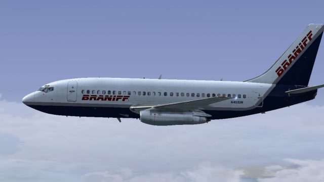 Screenshot 1 — Braniff Boeing 737-200 N4516W