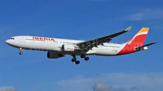 Screenshot 1 — Iberia Airbus A330-300 EC-LYF