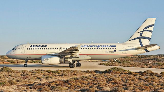 Screenshot 1 — Aegean Airbus A320 IAE Discover Greece