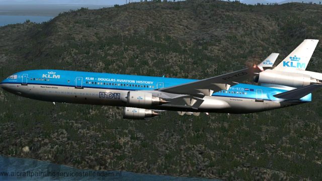 Screenshot 1 — KLM McDonnell Douglas MD-11 With Farewell Titles