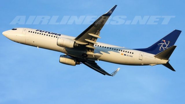 Screenshot 1 — Futura Boeing 737-800 EC-KKU