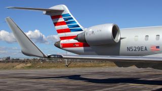 Screenshot 2 — American Eagle CRJ700