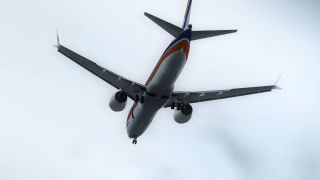 Screenshot 6 — Air Holland Boeing 737 MAX 8 PH-OZG