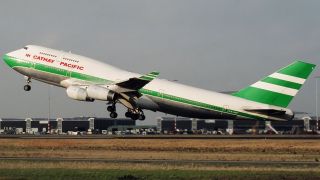 Screenshot 5 — Cathay Pacific Boeing 747-400 Old Livery