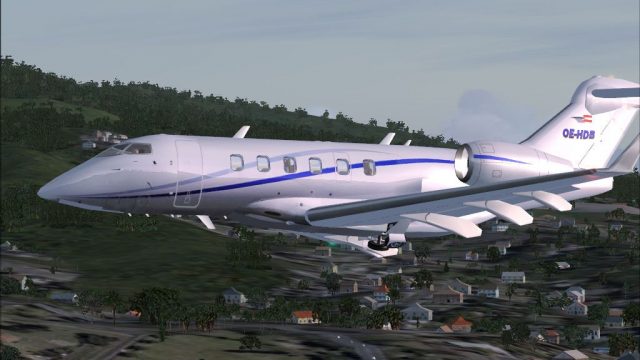 Screenshot 1 — Challenger 300 OE-HDV