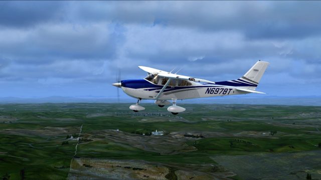 Screenshot 1 — Cessna 182T N6978T