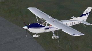 Screenshot 1 — Cessna 182T Skylane G-LUEK