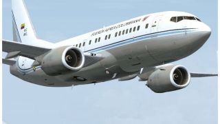 Screenshot 1 — PMDG Fuerza Aerea Colombiana Boeing 737-74VBBJ
