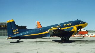 Screenshot 9 — US Navy Chuting Stars Douglas C-117D