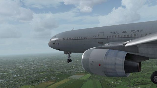 Screenshot 1 — Royal Air Force Lockheed L-1011 TriStar ZE706