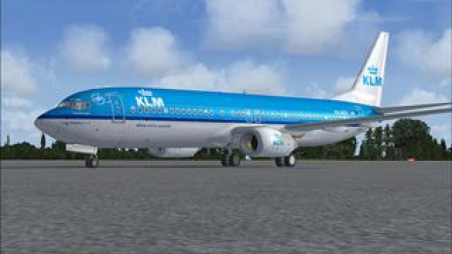 Screenshot 1 — KLM Boeing 737-800 registration PH-BXV