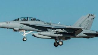 Screenshot 3 — US Navy EA-18G VAQ-136