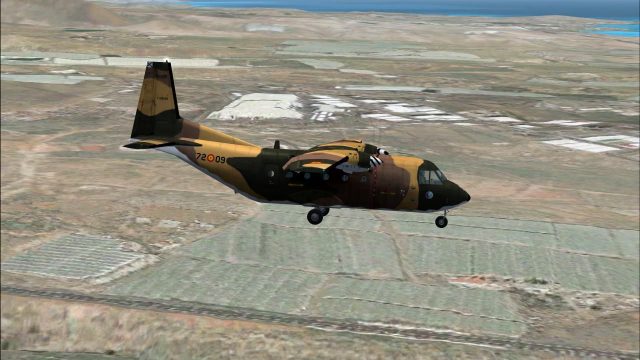 Screenshot 1 — Casa C-212 72-095 Camo