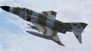 Screenshot 2 — RAF McDonnell Phantom FGR.2 56 Sqdn. 1977
