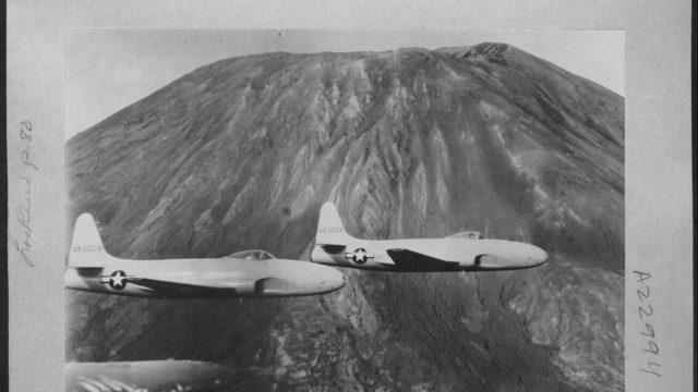 Screenshot 1 — Lockheed YP-80A Shooting Star, Italy, 1945