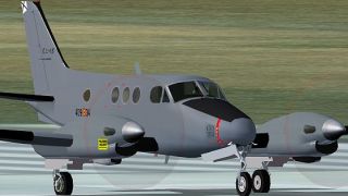 Screenshot 1 — FAE Beechcraft King Air C90