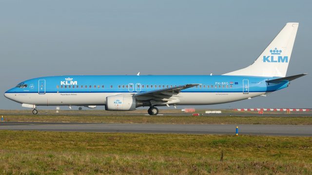 Screenshot 1 — KLM Boeing 737-800