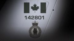Screenshot 4 — RCAF Q400 CT-142 142803 V1.5
