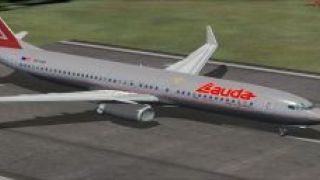 Screenshot 2 — Lauda Boeing 737-800, registration OE-LNG