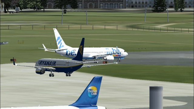 Screenshot 1 — Flybe Boeing 737-800