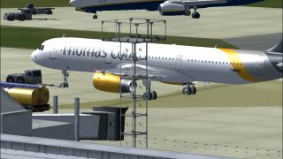 Screenshot 2 — Thomas Cook Airbus A321 F-MSAB