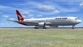 Screenshot 2 — Qantas Boeing 767-300 VH-OGP