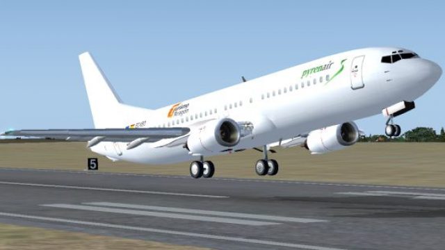 Screenshot 1 — Pyrenair Boeing 737-4Y0