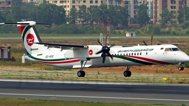 Screenshot 1 — Biman Bangladesh Airlines Dash 8-Q400 (New Colors)