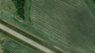 Screenshot 4 — CEA3 Olds-Didsbury Airport Scenery