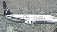 Screenshot 1 — EgyptAir Boeing 737-800 Star Allience livery